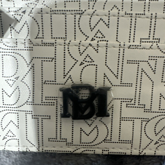 Badgley Mischka Black & White Vegan Leather Mini Credit Card Holder New NWT - Picture 2 of 6